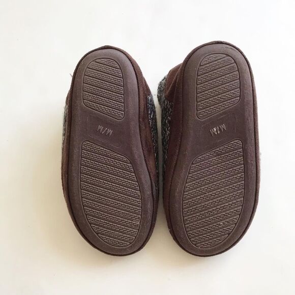 Roots kids knit cabin sock slippers GUC - small tear size 11-12 toddler - Picture 10 of 10